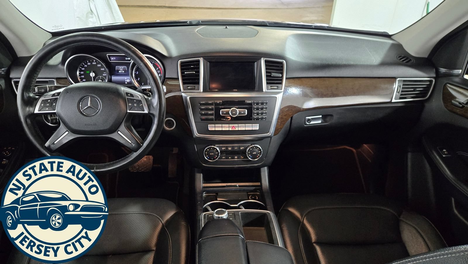 Used 2015 Mercedes-Benz ML 350 4MATIC image 26