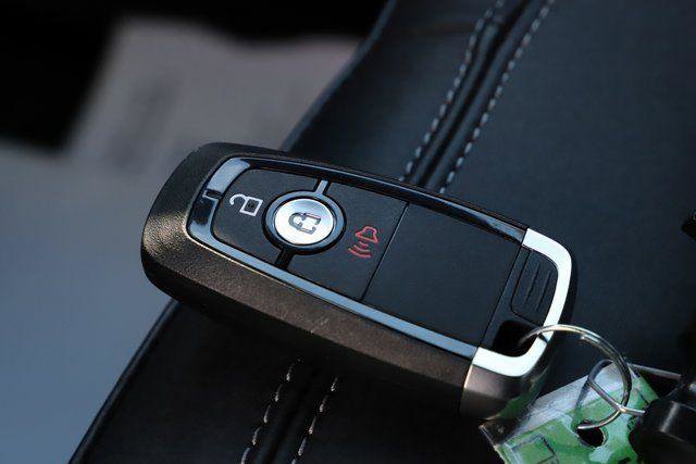 New 2025 Ford Bronco Badlands image 35