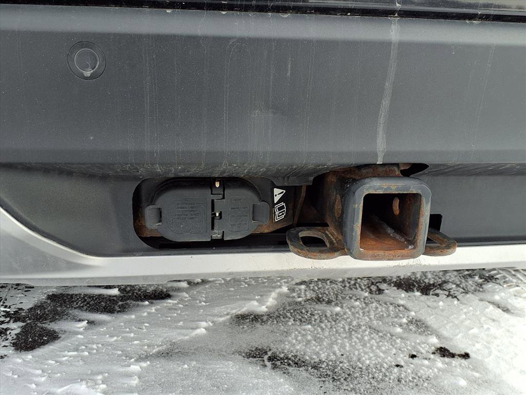 Used 2020 Ford Explorer Limited w/ Class III Trailer Tow Package AWD/4WD image 7