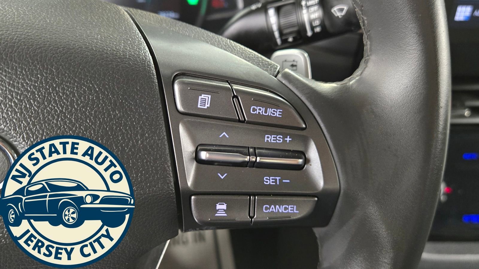 Used 2021 Hyundai Ioniq SE FWD image 12