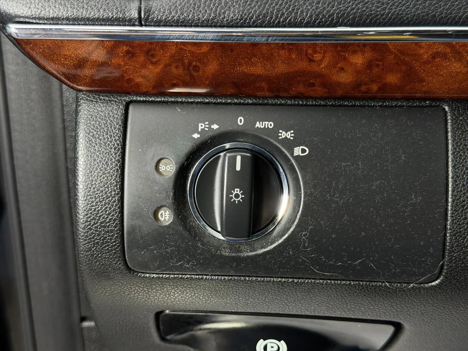 Used 2012 Mercedes-Benz GL 450 4MATIC w/ Premium 1 Pkg image 34