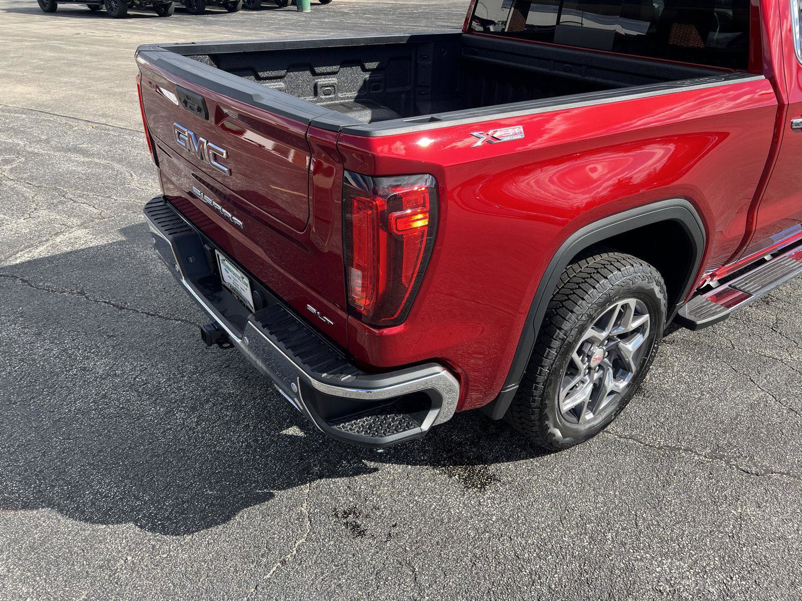 New 2026 GMC Sierra 1500 SLT w/ SLT Premium Plus Package image 47