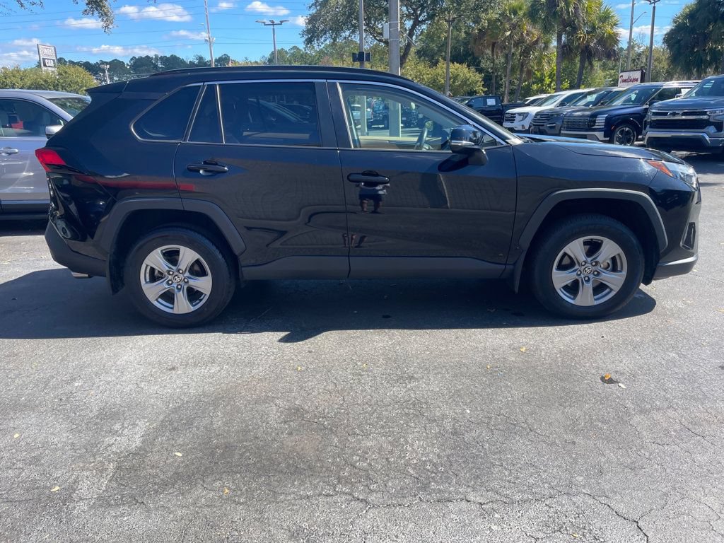 Used 2025 Toyota RAV4 XLE w/ Convenience Package AWD/4WD image 7