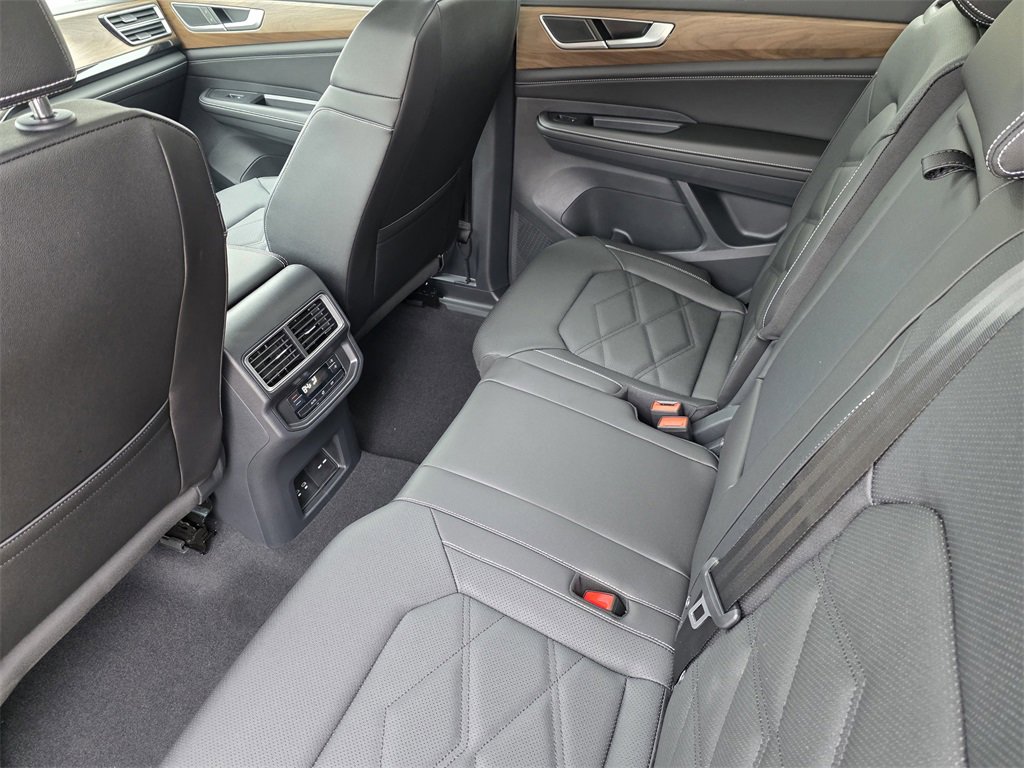 New 2026 Volkswagen Atlas SE image 19