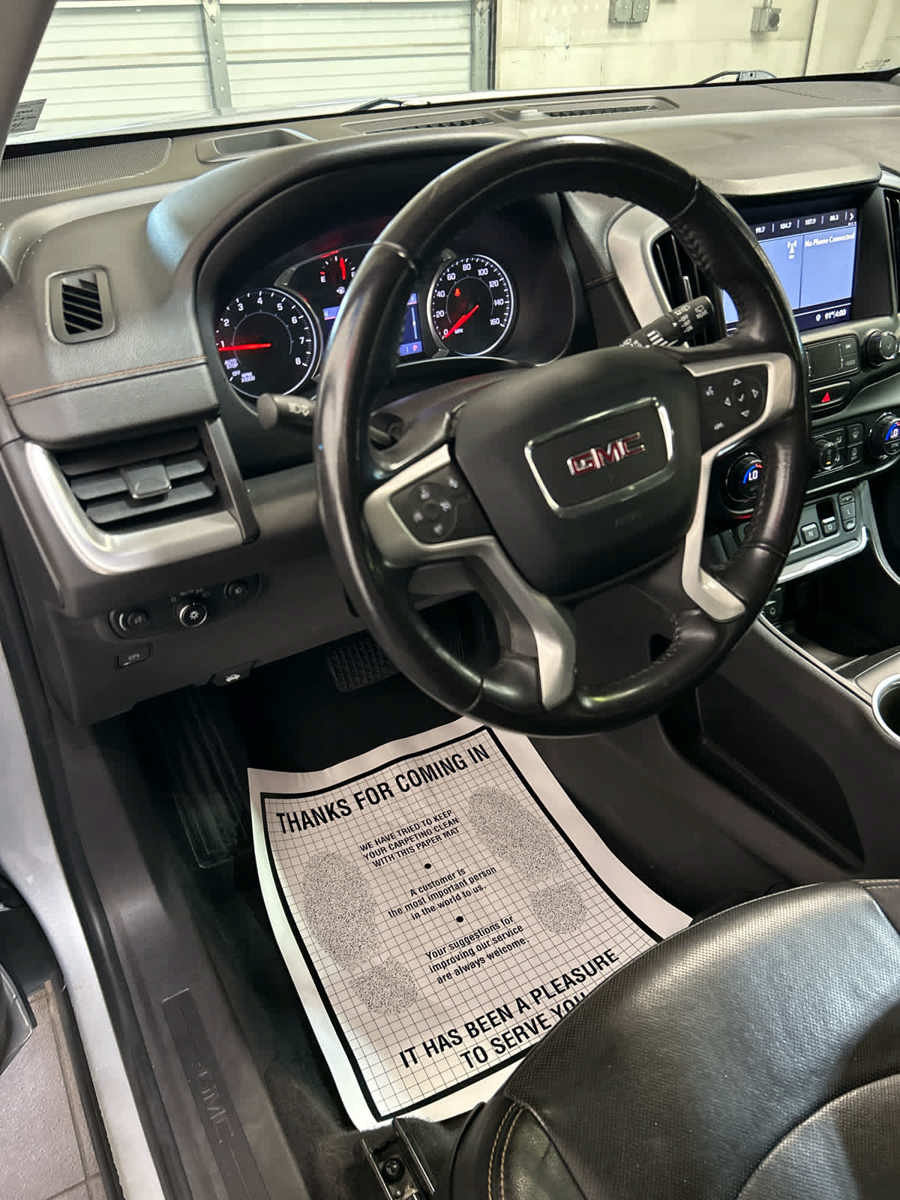 Used 2020 GMC Terrain SLT AWD/4WD image 9