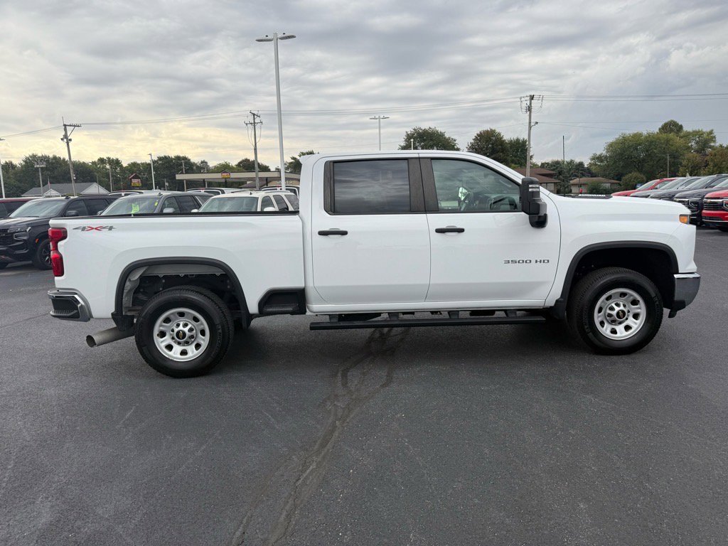 Used 2024 Chevrolet Silverado 3500 W/T image 6