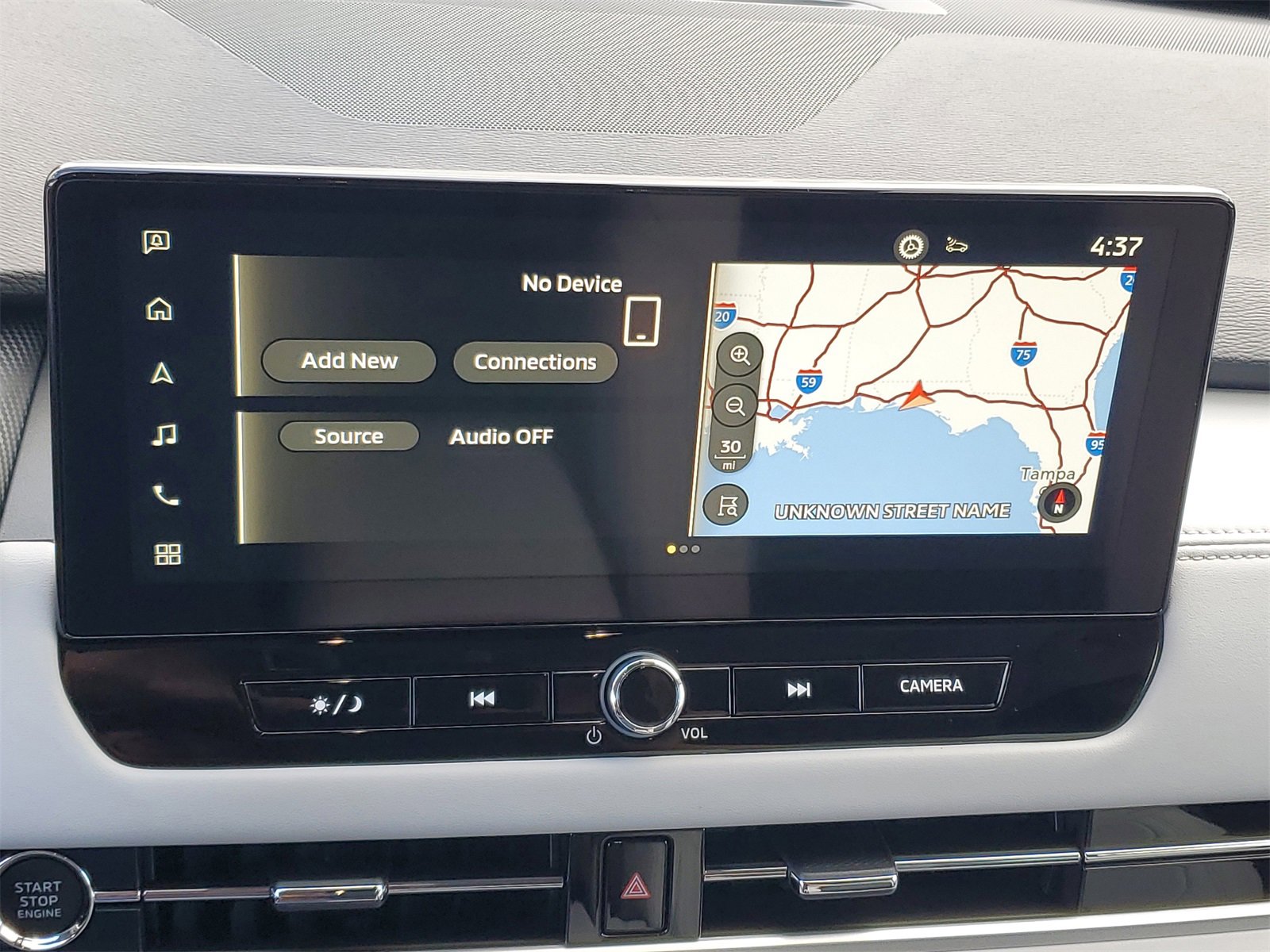 New 2025 Mitsubishi Outlander SE image 16