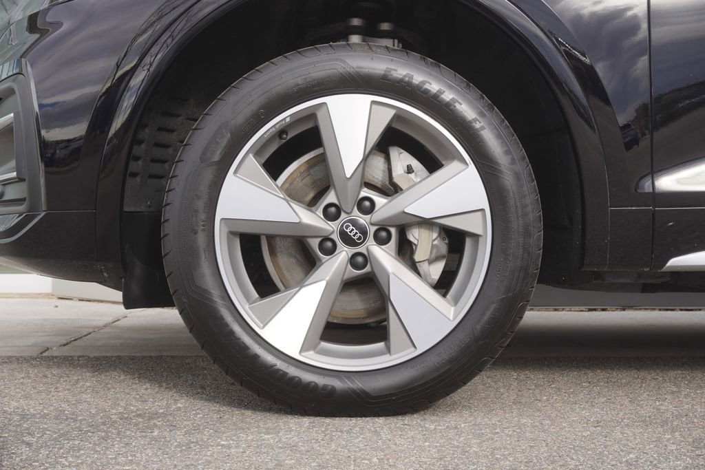 Used 2023 Audi Q5 2.0T Premium Plus image 32