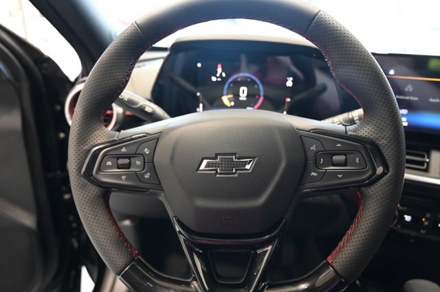 New 2026 Chevrolet Trax RS w/ Driver Confidence Package FWD image 21