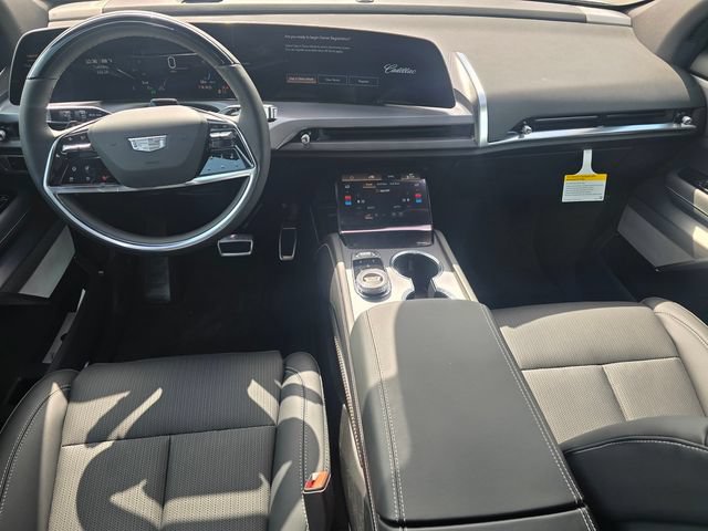 New 2027 Cadillac Vistiq Luxury AWD/4WD image 16