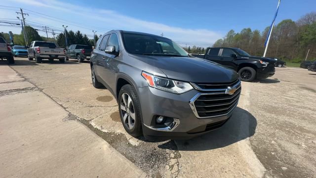 Used 2019 Chevrolet Traverse LT w/ LT Premium Package AWD/4WD image 2