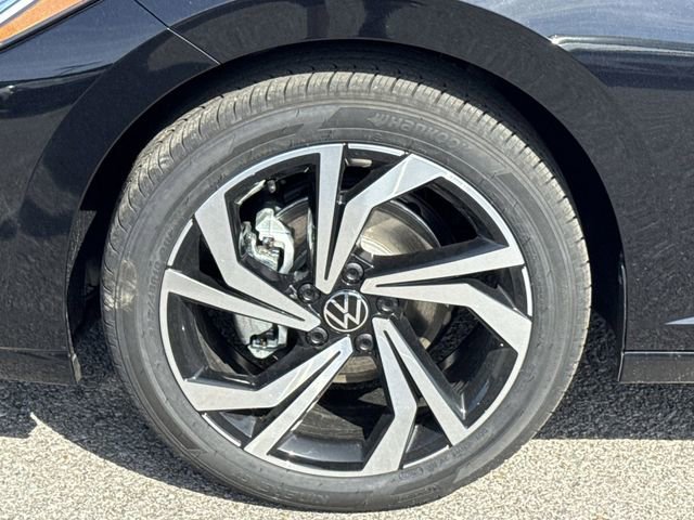 New 2026 Volkswagen Jetta SEL FWD image 23