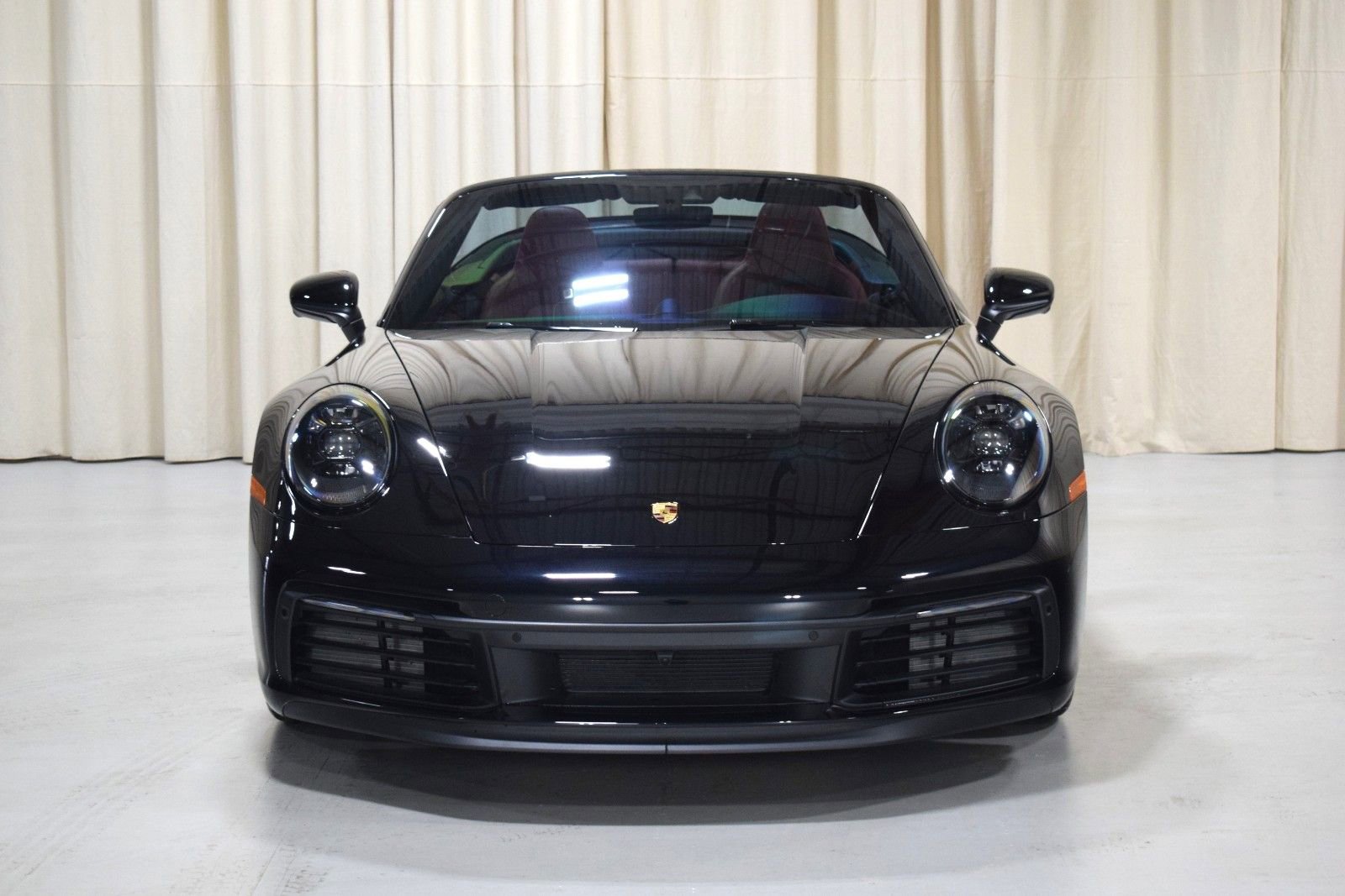 Used 2024 Porsche 911 Carrera 4S AWD/4WD image 9