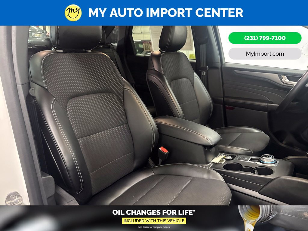 Used 2025 Ford Escape SE FWD image 28