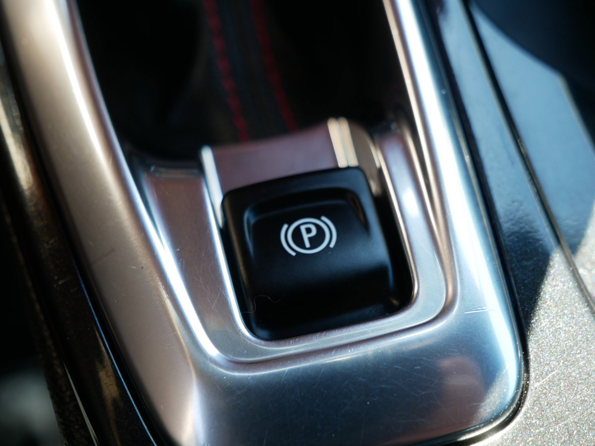 Used 2021 Chevrolet TrailBlazer RS w/ Technology Package image 31