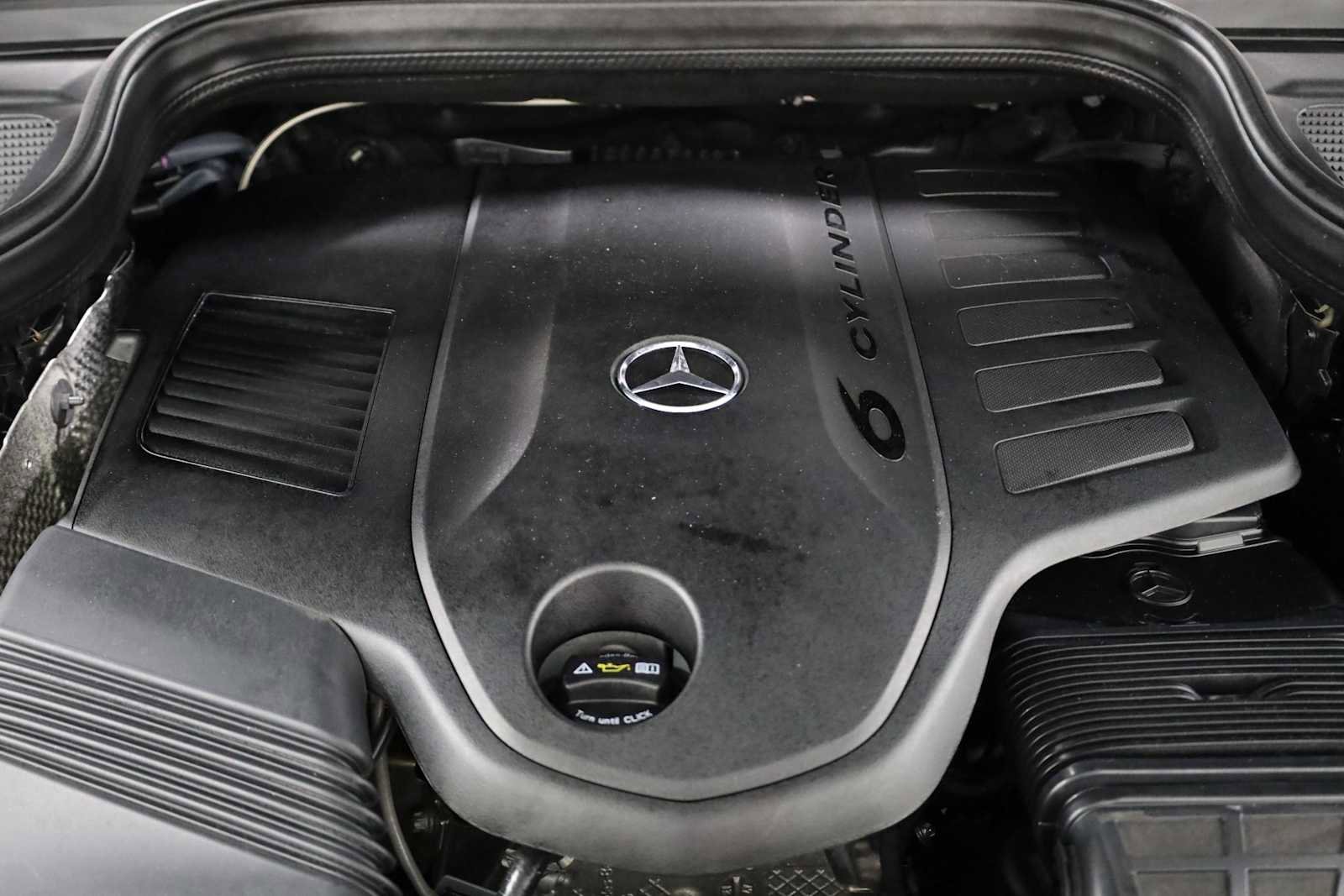 Used 2022 Mercedes-Benz GLS 450 4MATIC image 46