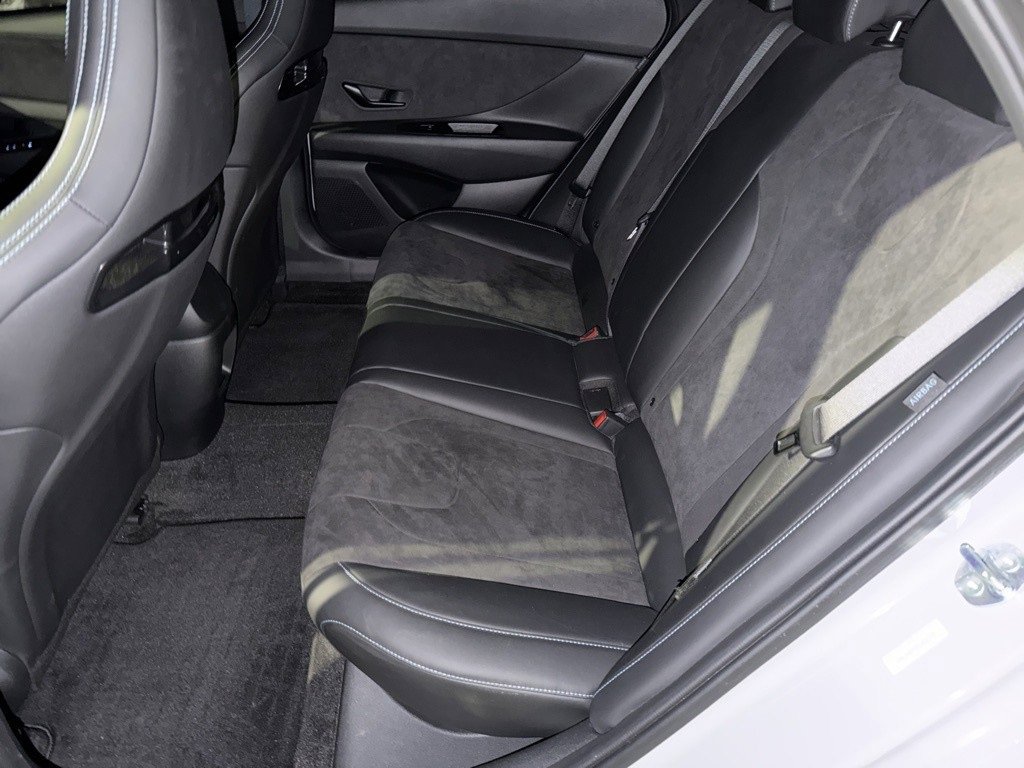 Used 2025 Hyundai Elantra N image 6