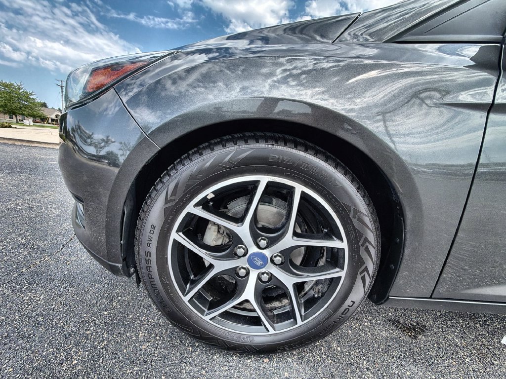 Used 2018 Ford Focus SEL FWD image 17