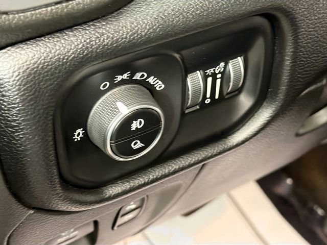 Used 2019 RAM 1500 Sport w/ Level 2 Equipment Group AWD/4WD image 10