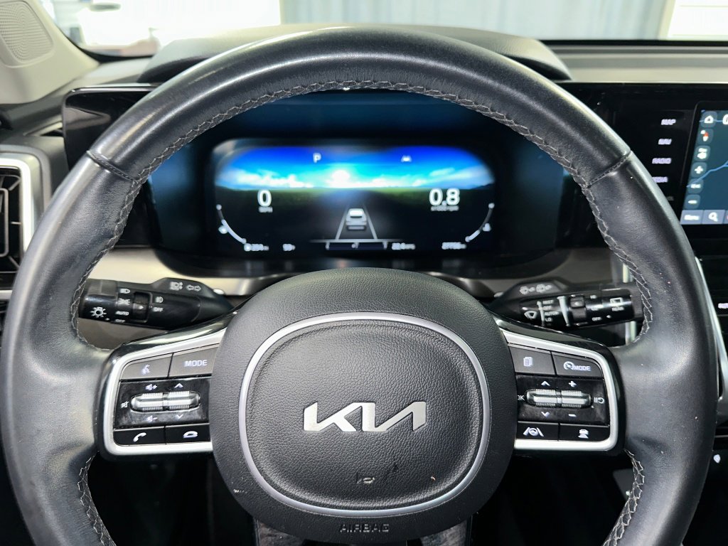 Used 2023 Kia Sorento SX image 7