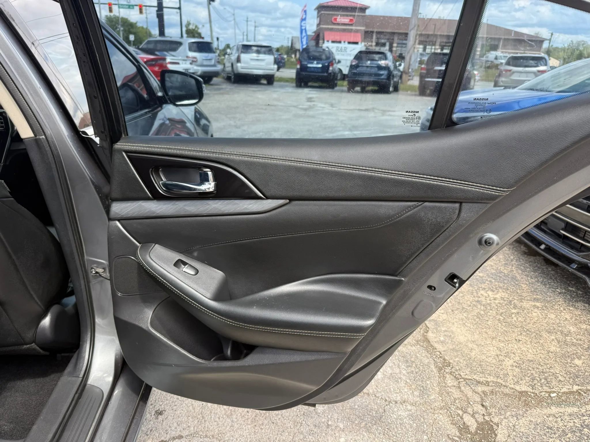 Used 2018 Nissan Maxima 3.5 SL FWD image 19