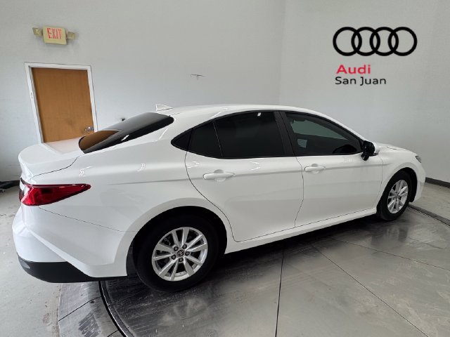Used 2025 Toyota Camry LE FWD image 38