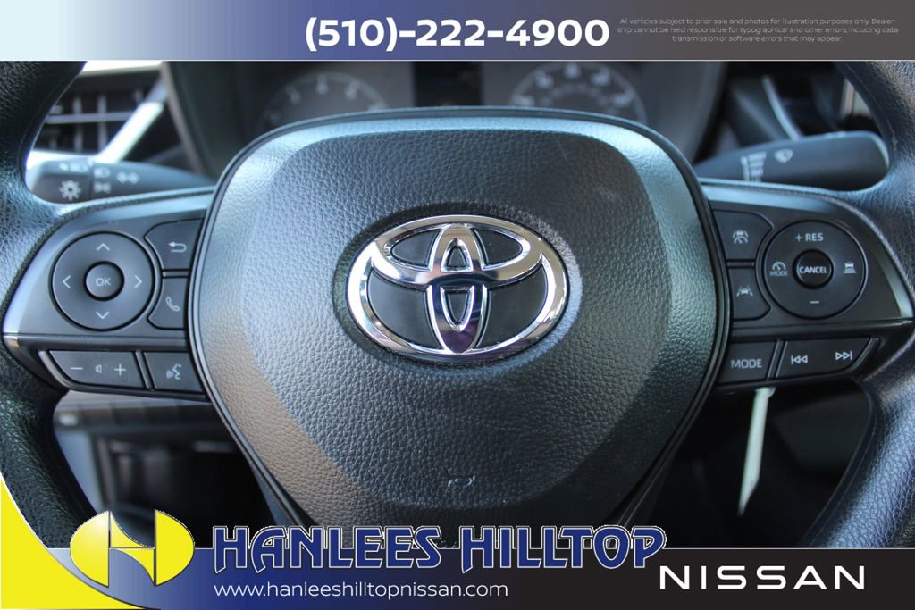 Used 2025 Toyota Corolla LE image 25