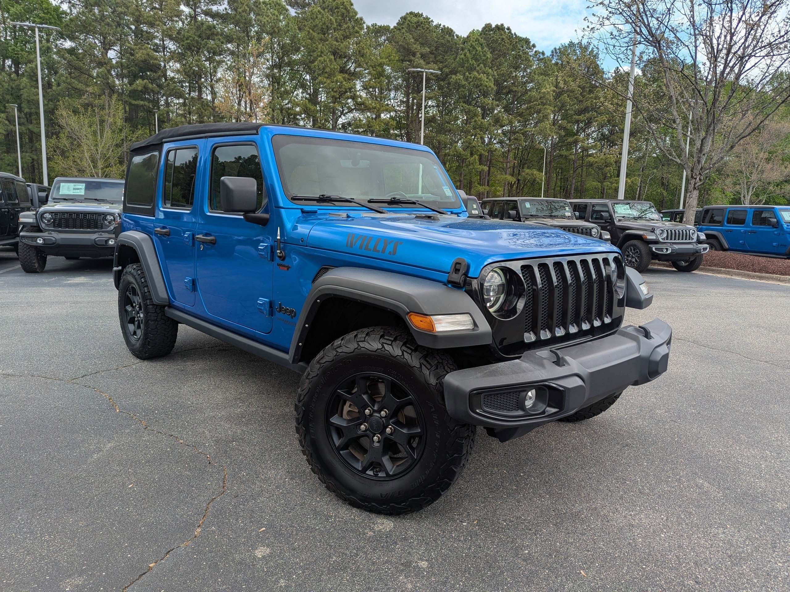 Used 2021 Jeep Wrangler Willys image 3
