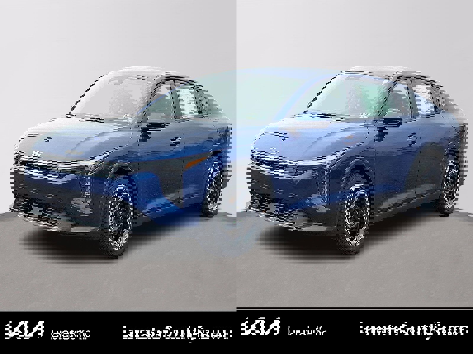 New 2025 Kia K4 EX image 1