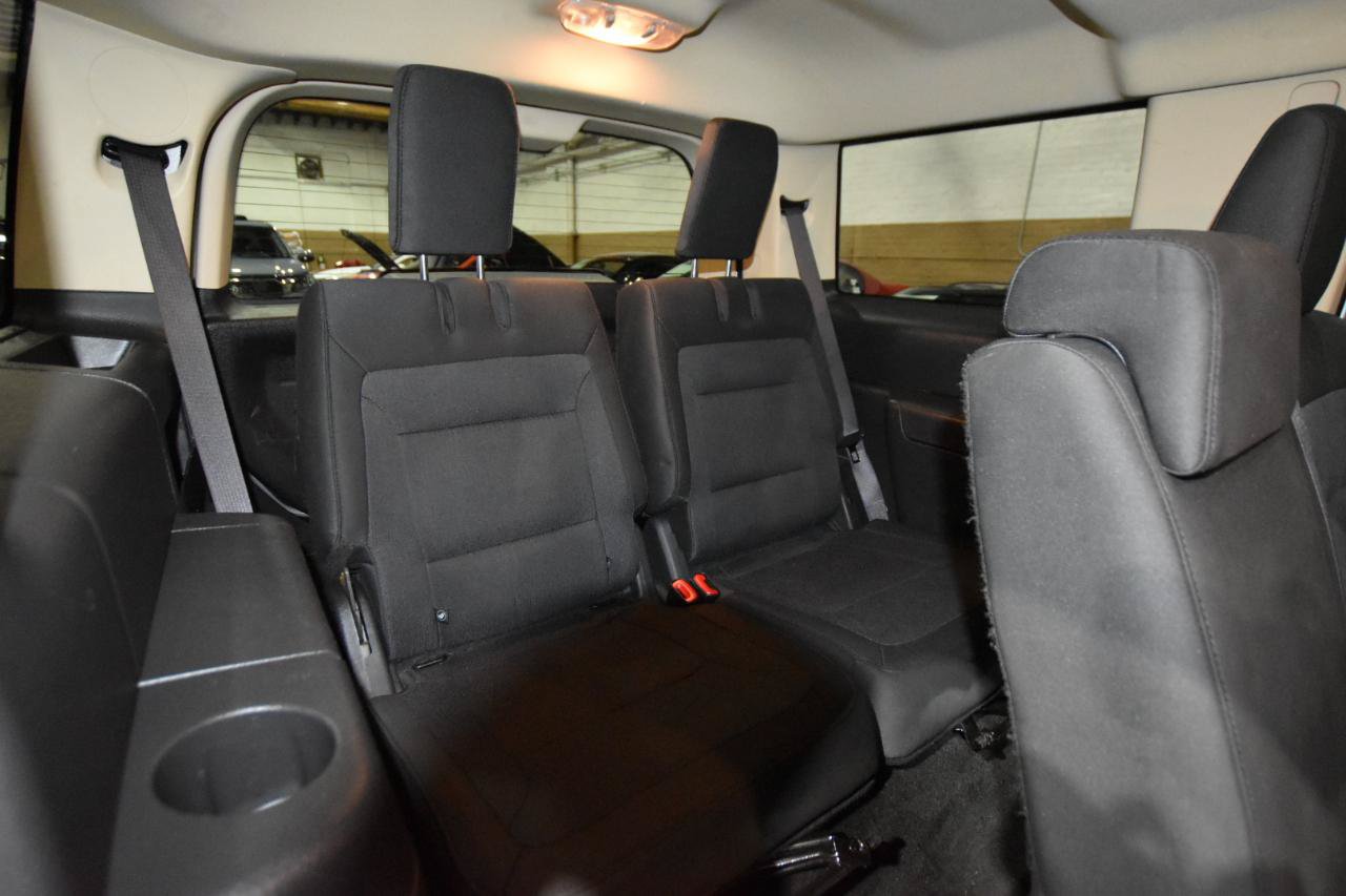 Used 2018 Ford Flex SE FWD image 32