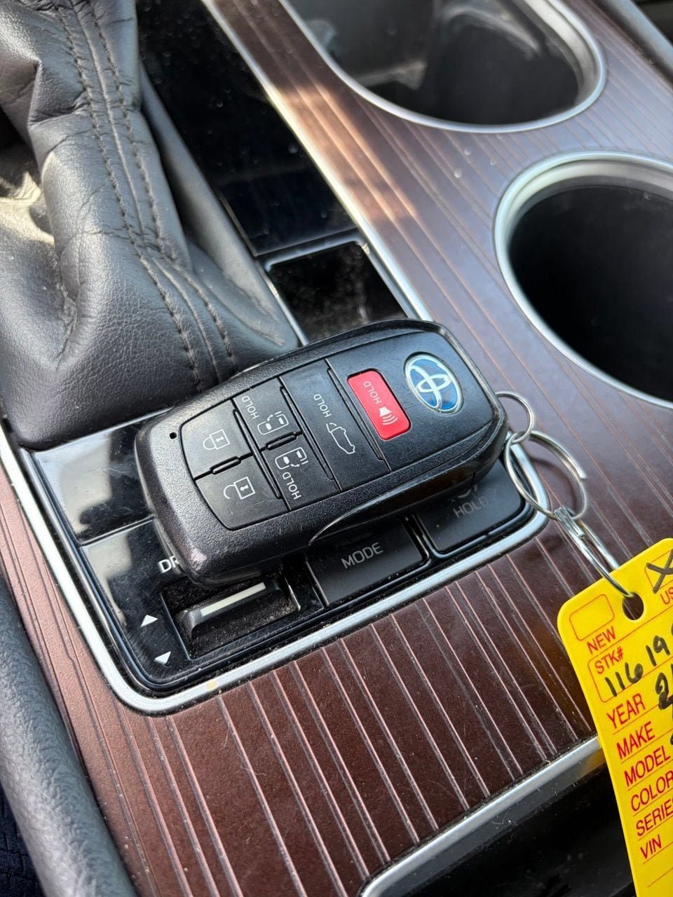 Used 2021 Toyota Sienna XLE FWD image 13