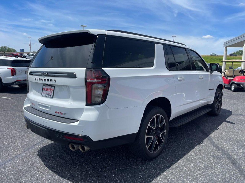 Used 2023 Chevrolet Suburban RST w/ Sport Performance Package AWD/4WD image 3