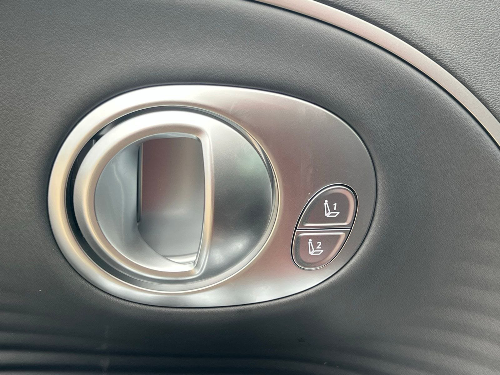 New 2026 Hyundai Ioniq 9 Limited image 29