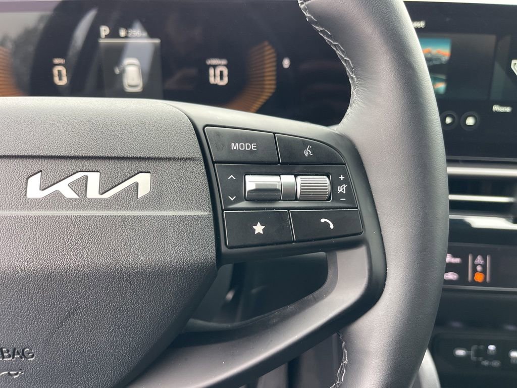 Certified 2026 Kia Sportage EX FWD image 18