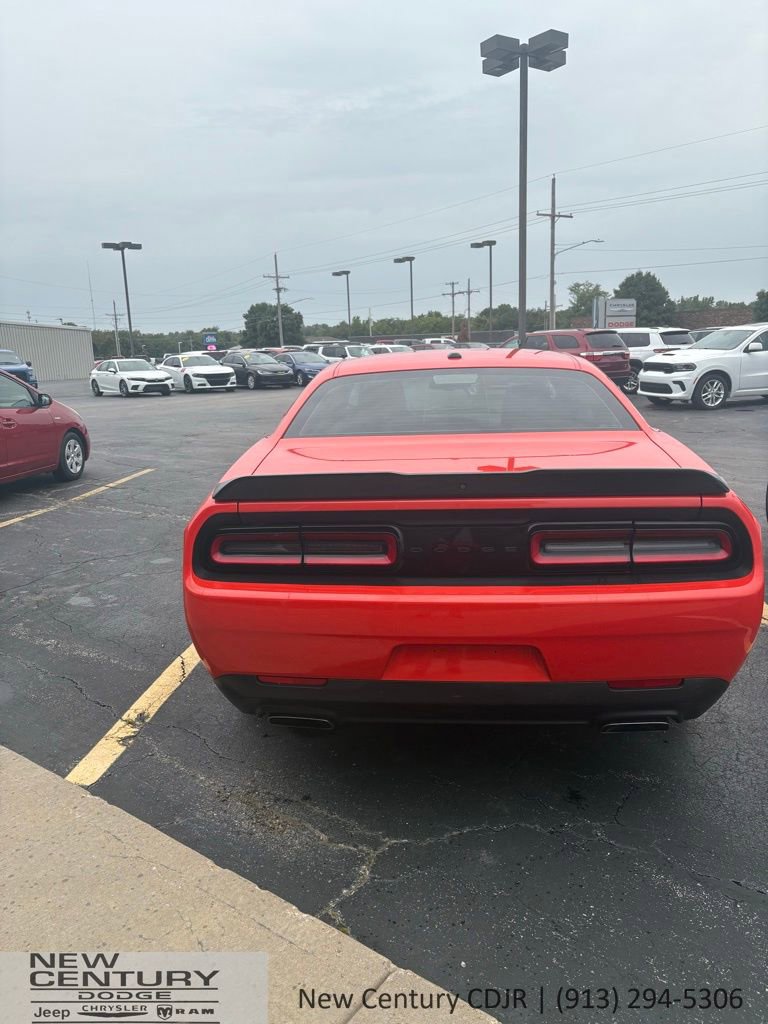 Used 2023 Dodge Challenger R/T w/ Blacktop Package image 8