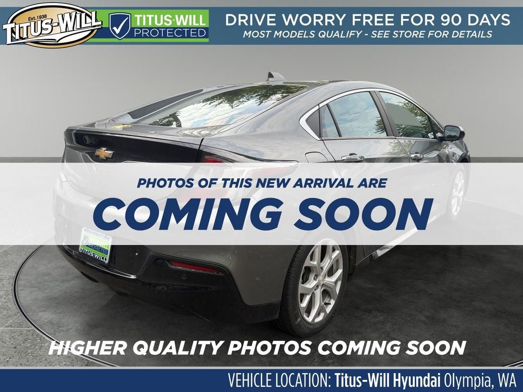 Used 2016 Chevrolet Volt Premier w/ Driver Confidence Package FWD image 4