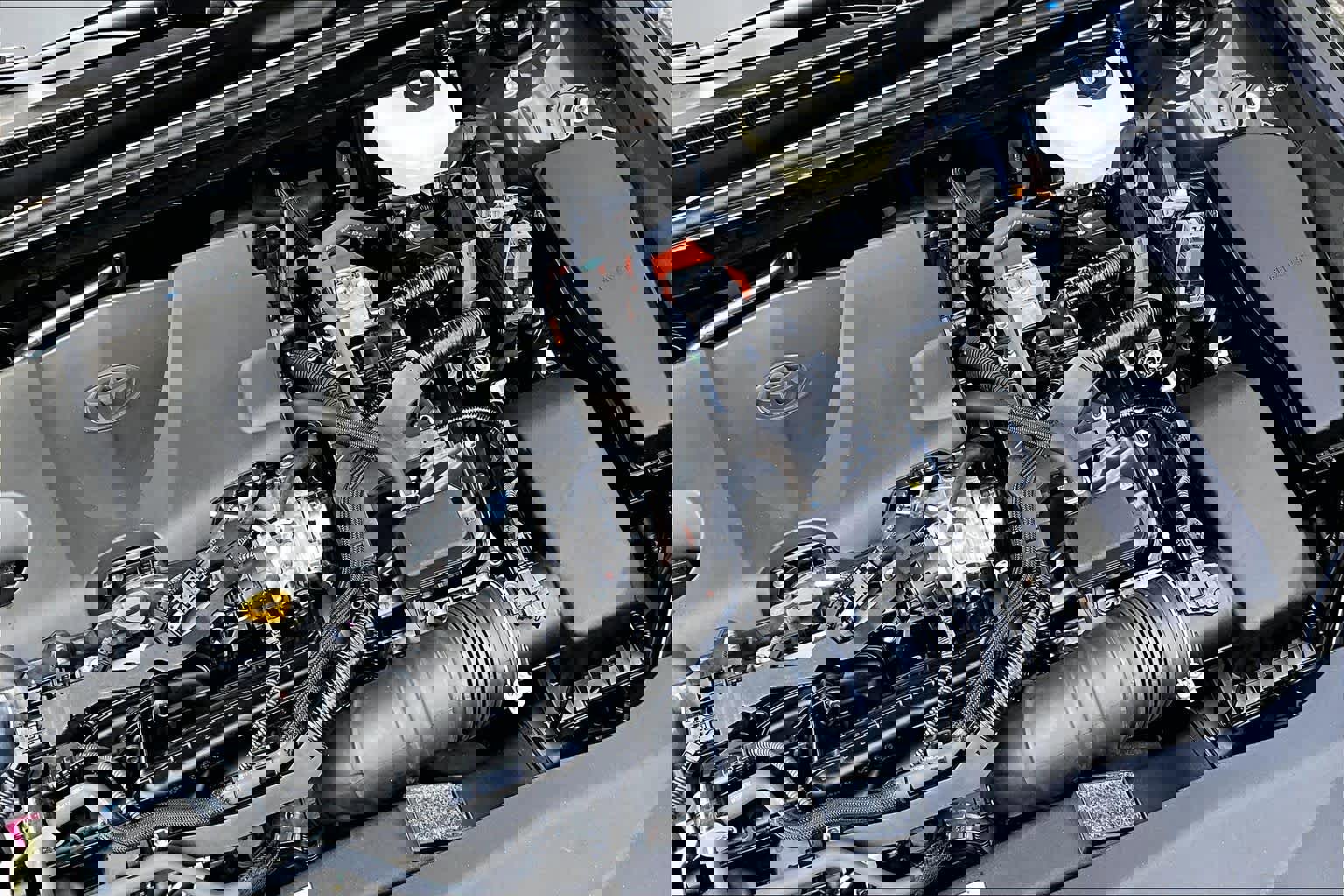 Used 2025 Toyota Camry SE image 32