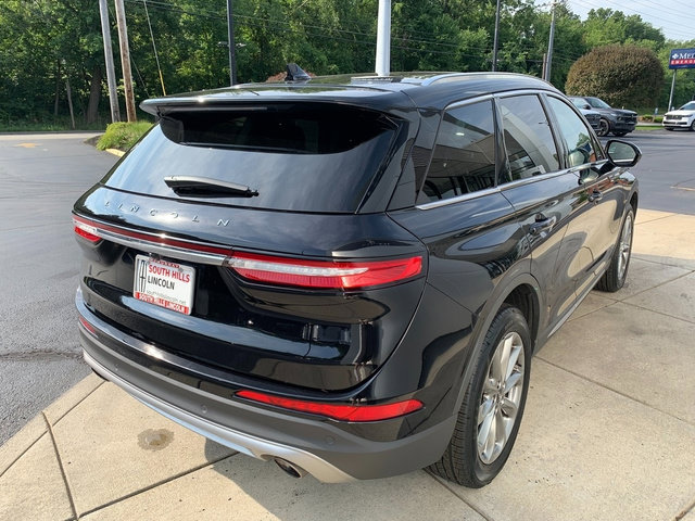 Used 2022 Lincoln Corsair AWD w/ Premium Package image 7
