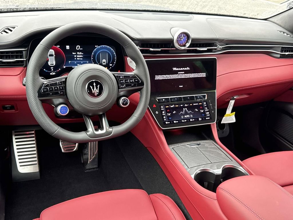 New 2026 Maserati Grecale Modena image 6