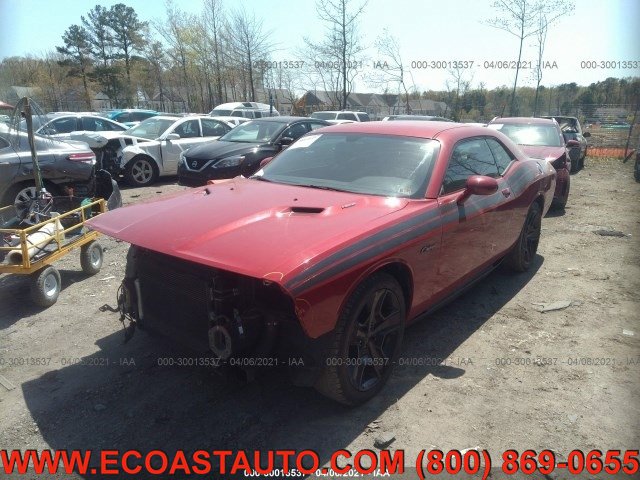 Used 2012 Dodge Challenger R/T RWD image 1