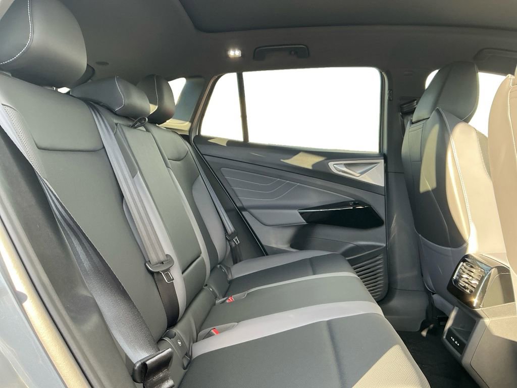 New 2026 Volkswagen ID.4 Pro S AWD/4WD image 18