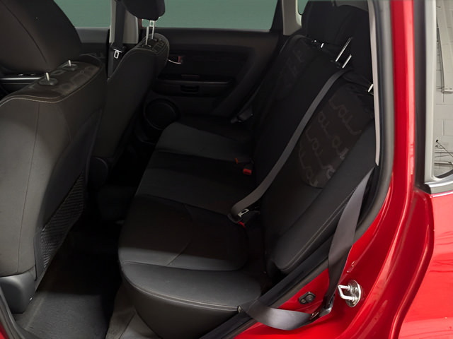 Used 2012 Kia Soul + FWD image 12