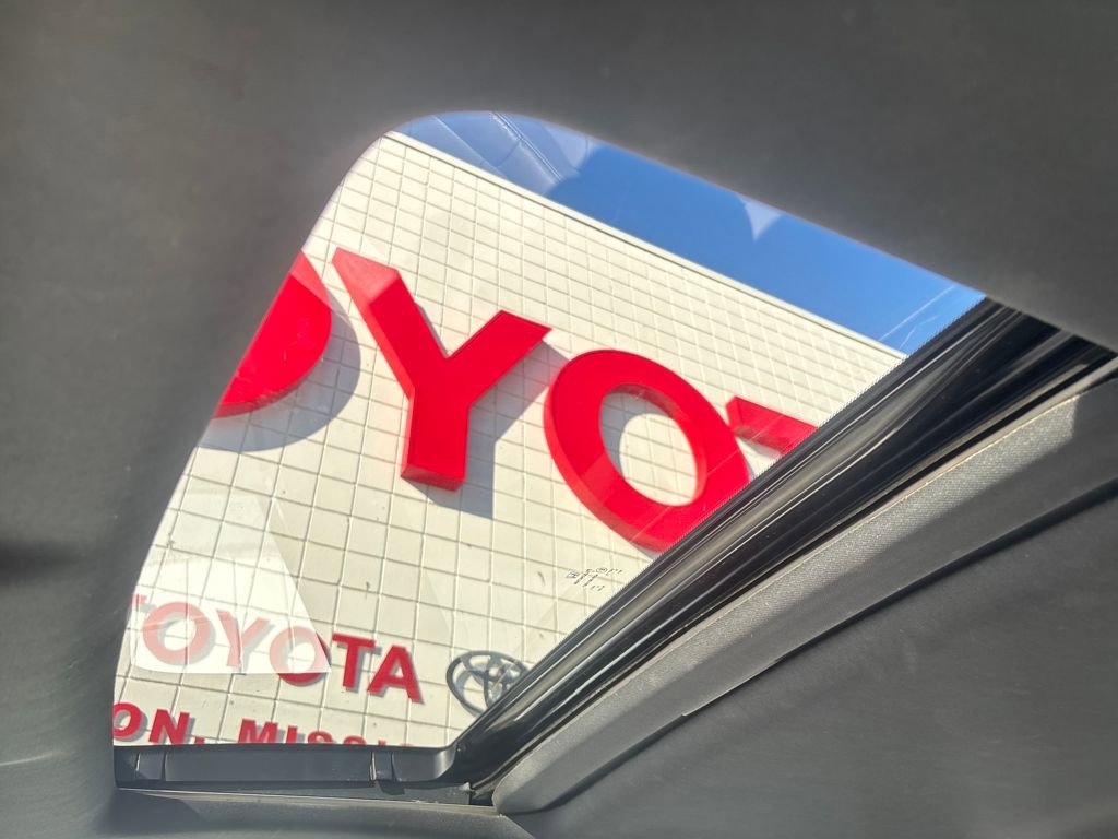 Used 2023 Honda Passport EX-L image 17