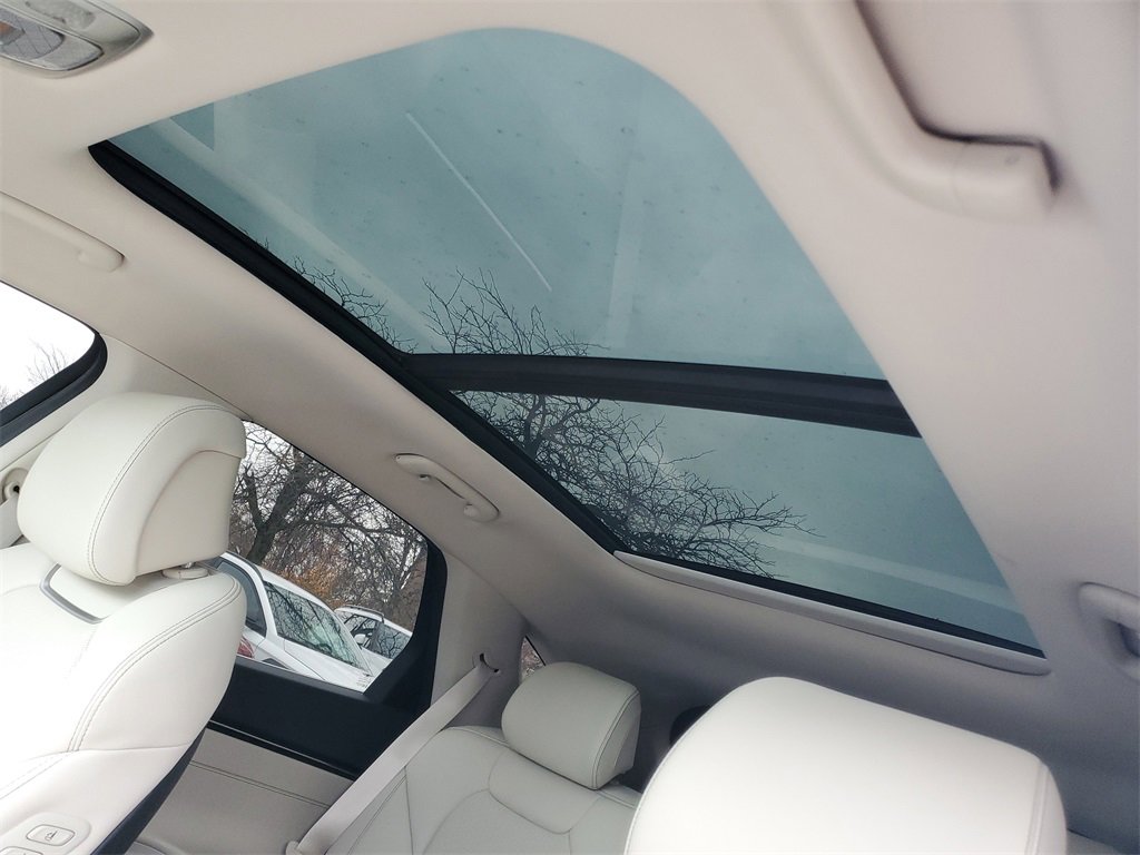 Used 2024 Genesis GV70 2.5T w/ Select Package image 21