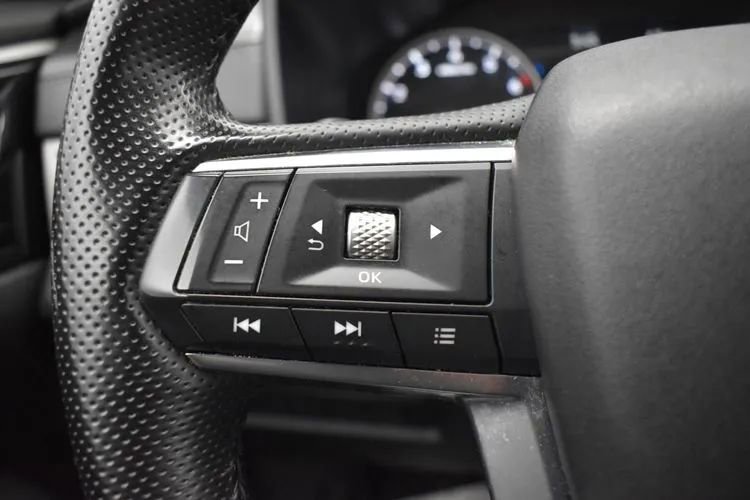Used 2024 Mitsubishi Outlander Ralliart AWD/4WD image 23