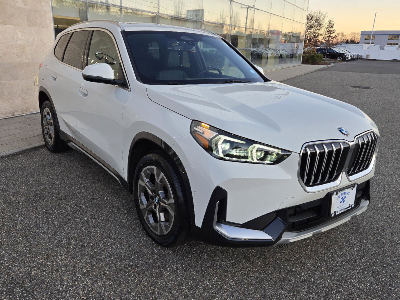 Used 2025 BMW X1 xDrive28i image 17