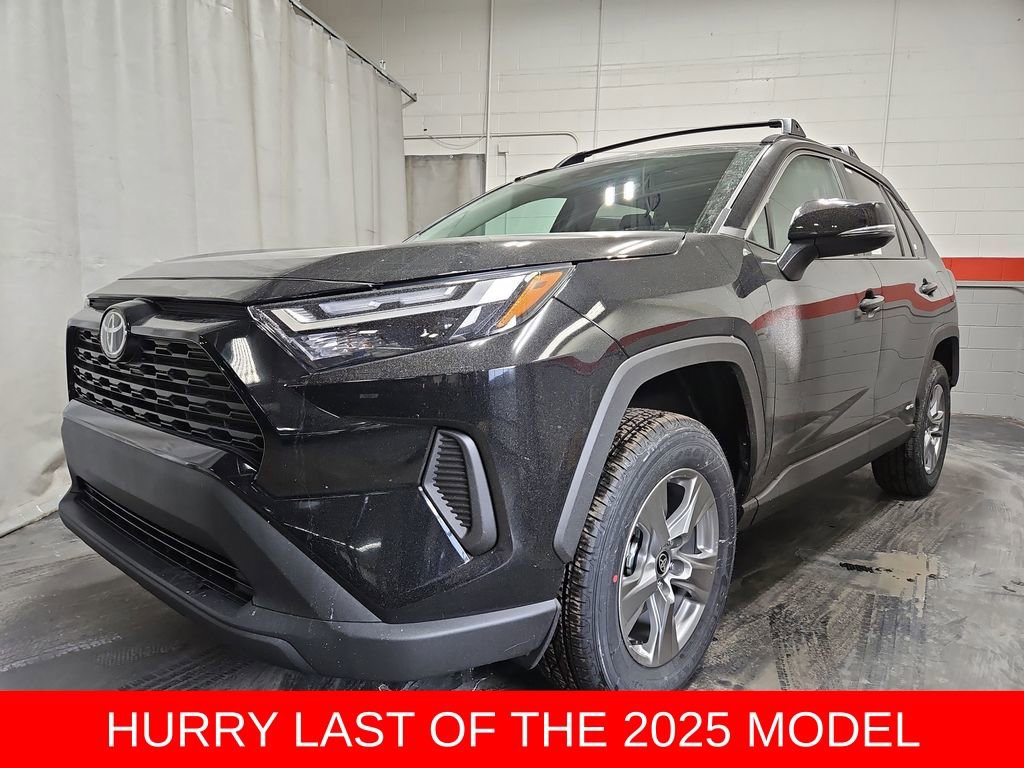 New 2025 Toyota RAV4 XLE image 3