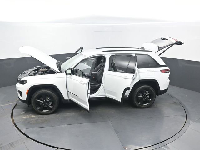 Used 2022 Jeep Grand Cherokee Altitude image 75