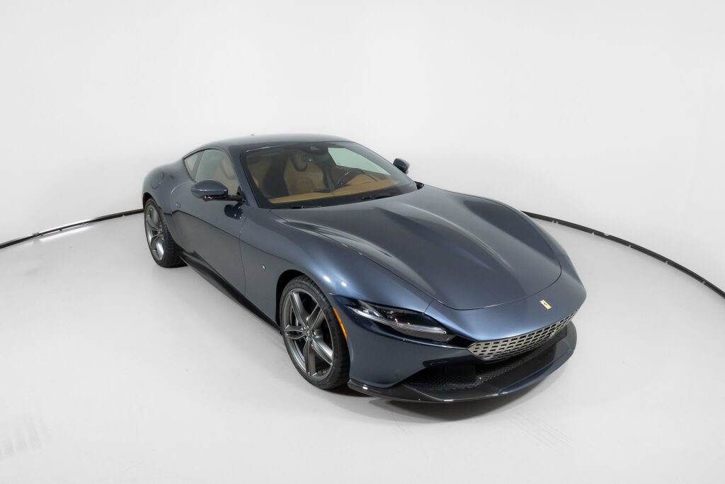 Used 2021 Ferrari Roma image 12