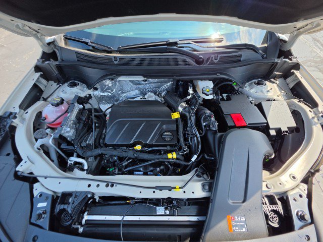 New 2026 Chevrolet Trax RS w/ Sunroof Package FWD image 10